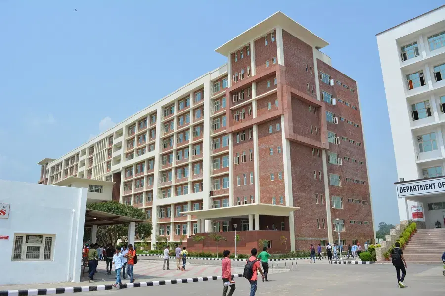 Chandigarh University Academic Building & Auditorium photo 25